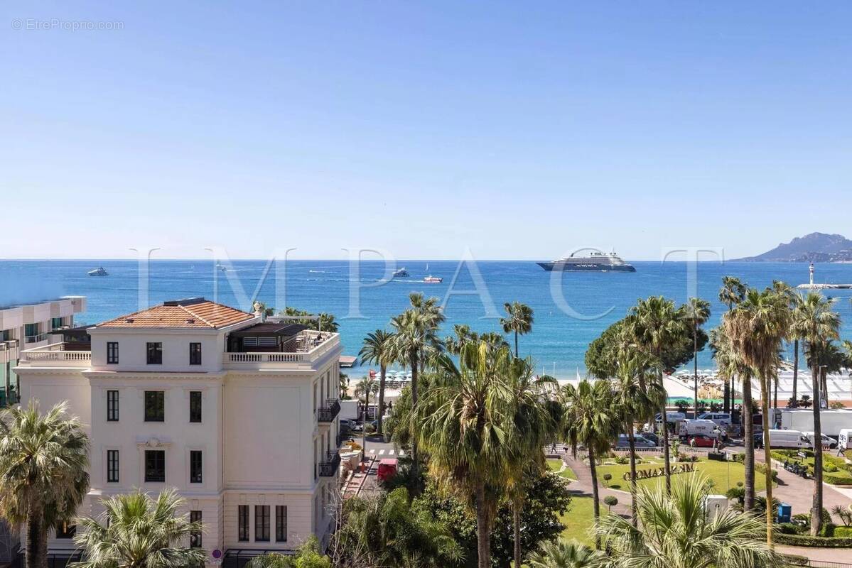 Appartement à CANNES
