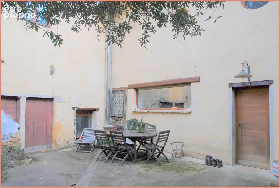 Maison à vendre 147m², jardin + dépendances CURIS AU MONT D'OR (69250) - photo 5
