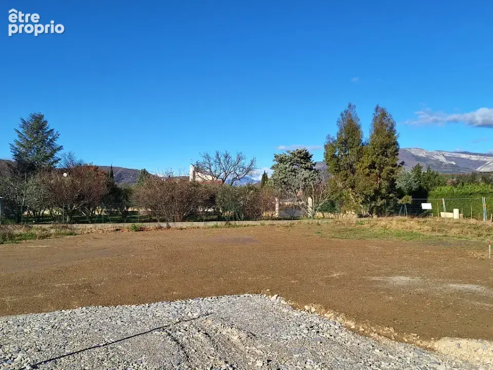 Terrain à AUBIGNOSC