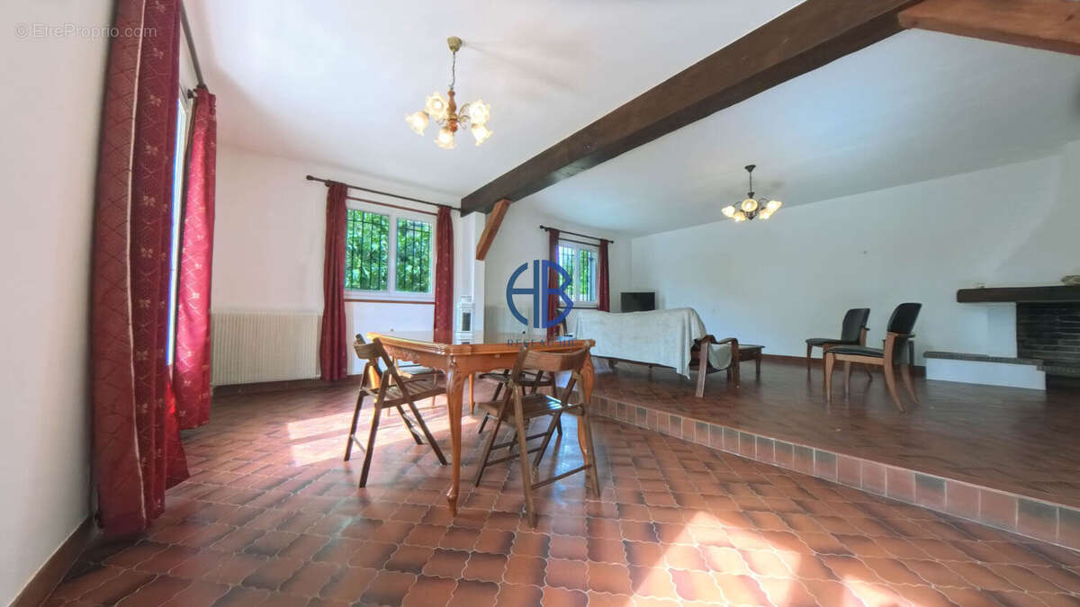 Maison à AULNAY-SOUS-BOIS