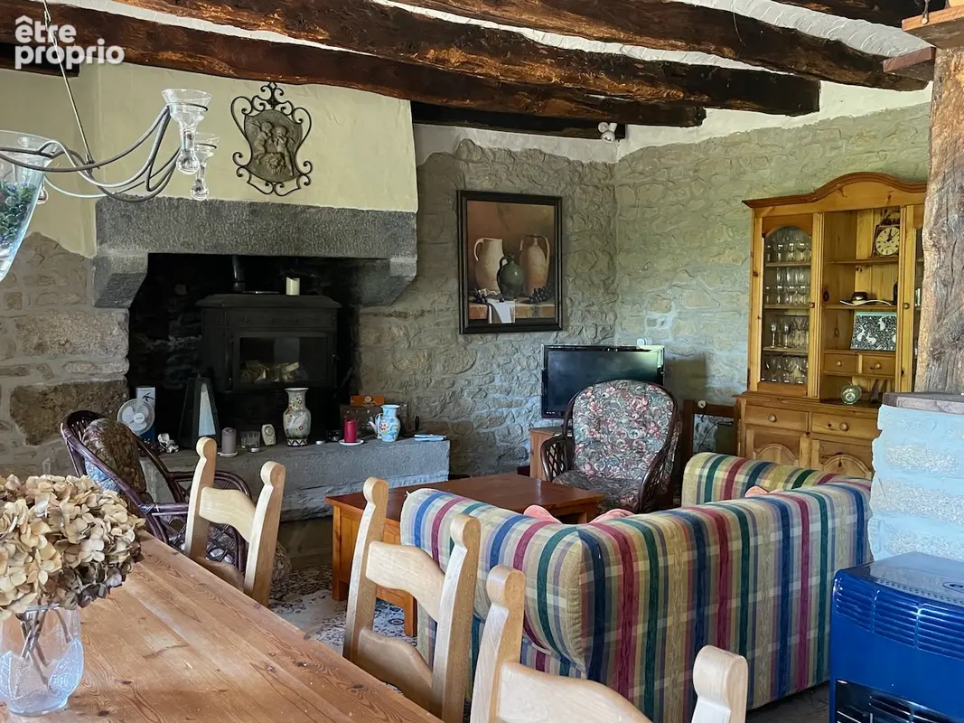 MERDRIGNAC: Refuge familial parfait, une maison conviviale pleine de caractère, Beau jardin nature, arboré, - photo 5