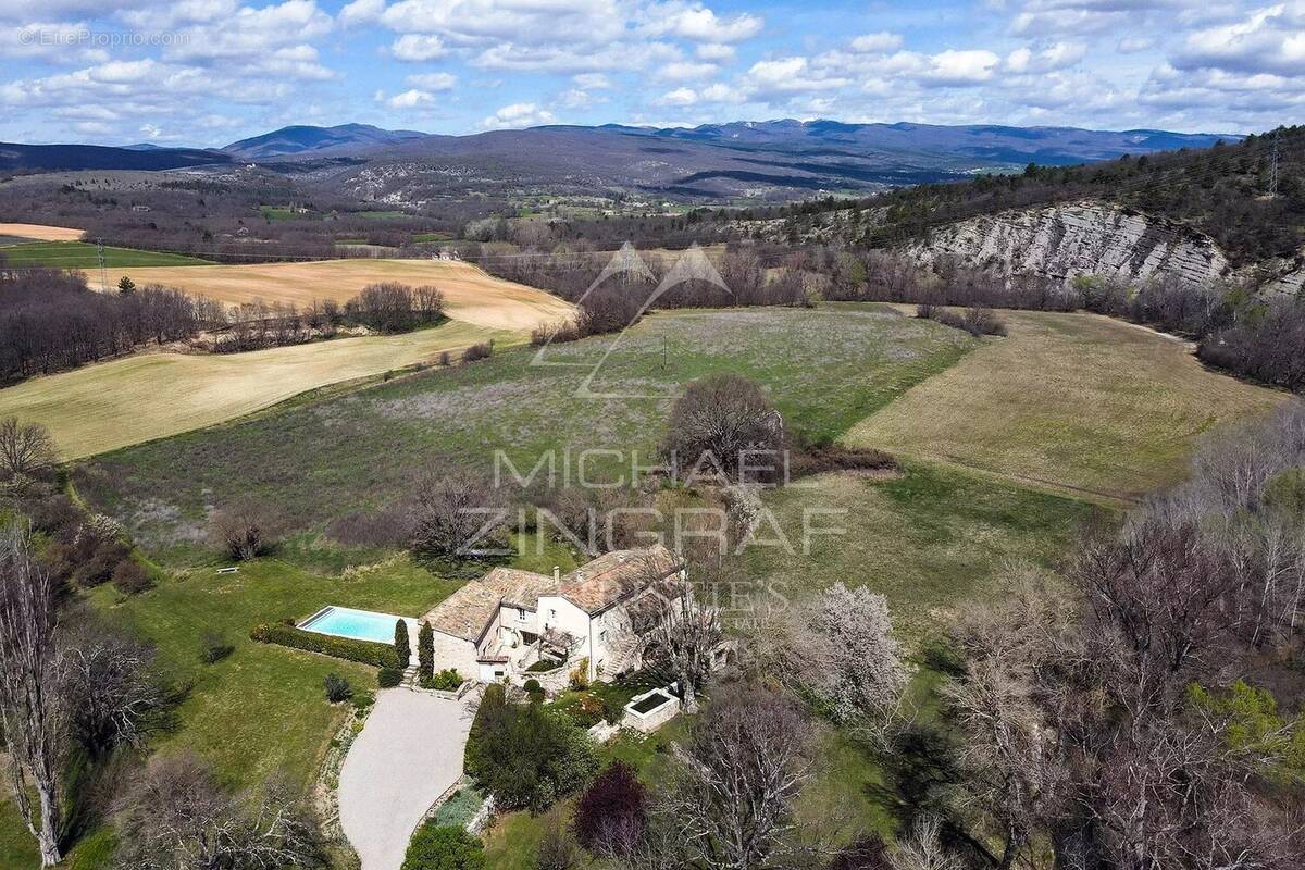 Maison à AIX-EN-PROVENCE