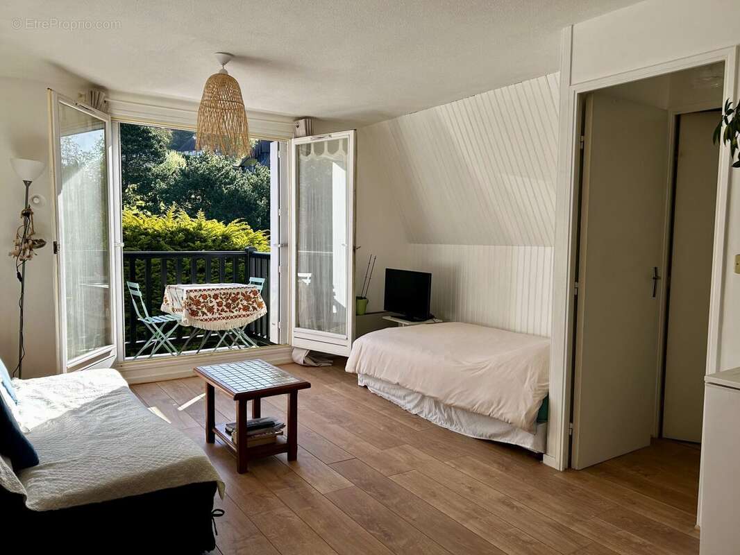 Appartement à BLONVILLE-SUR-MER