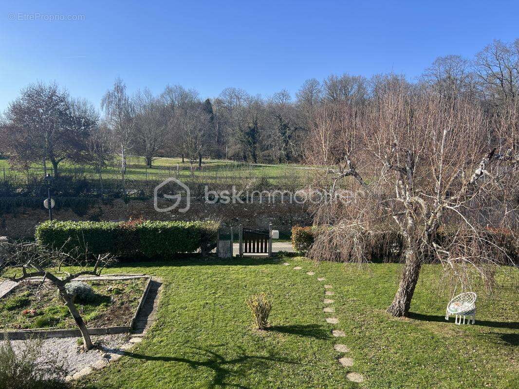 Maison à RICHEBOURG