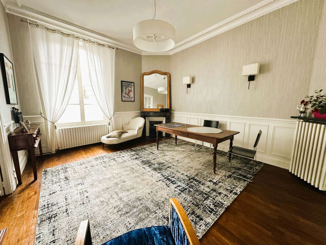 Appartement à VICHY