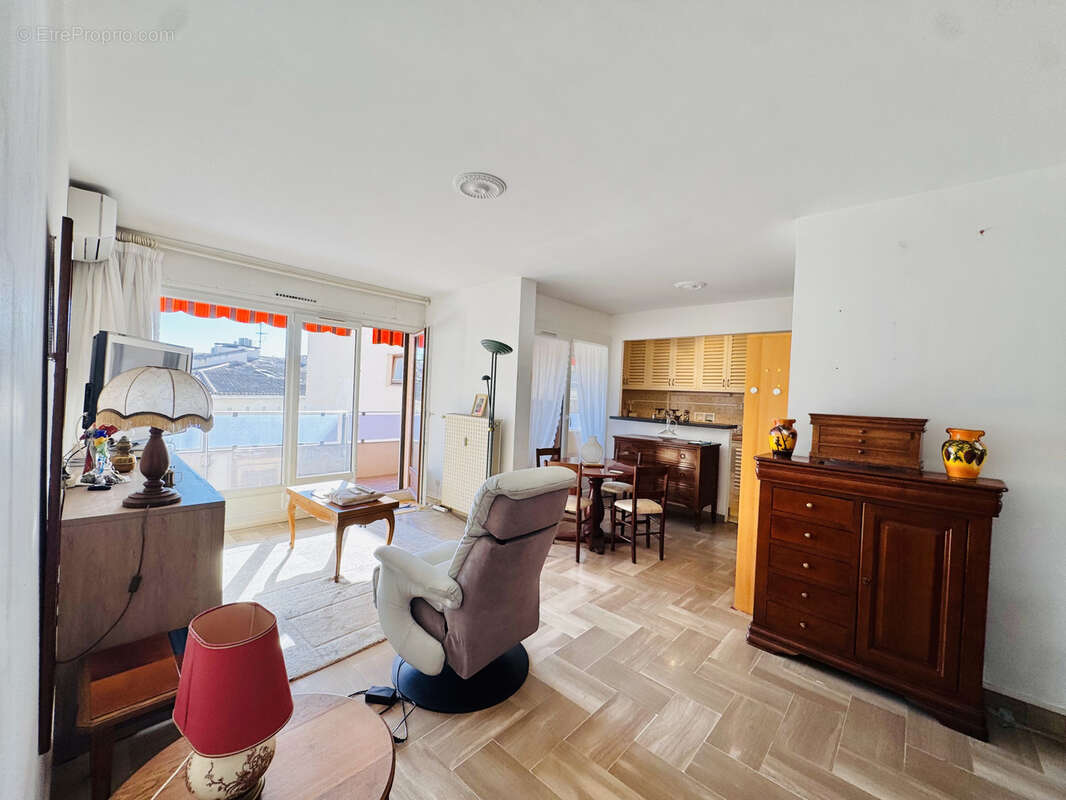 Appartement à HYERES