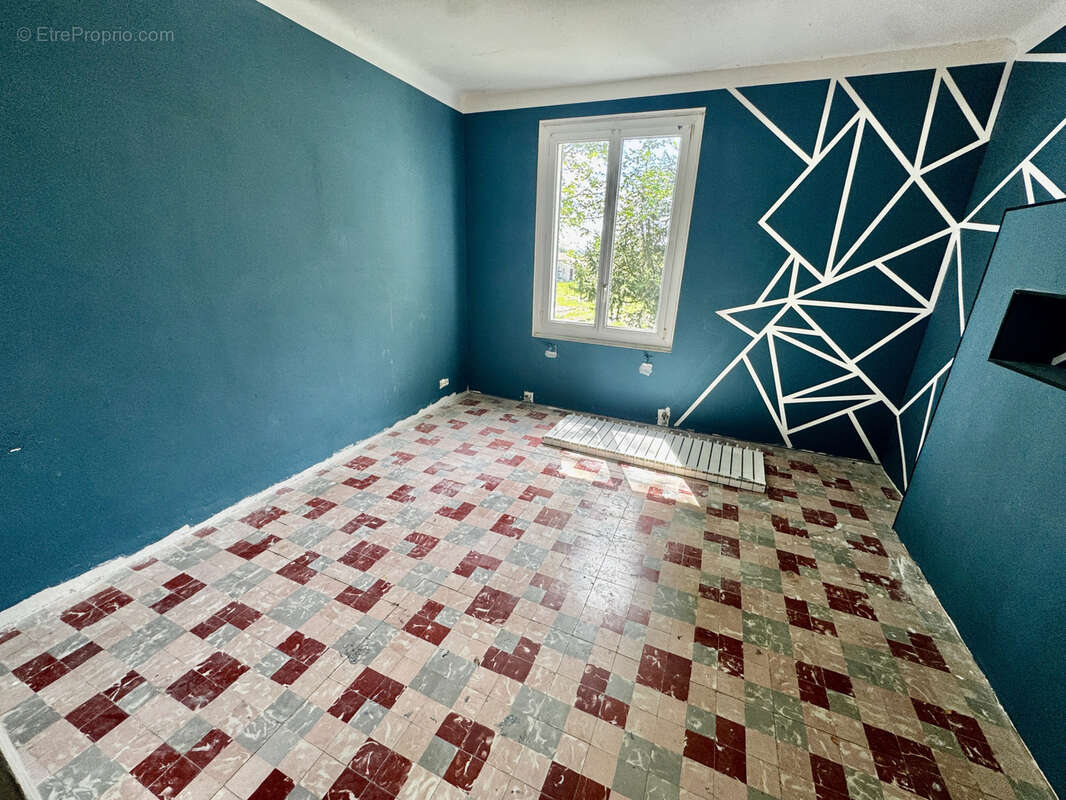Maison à JONQUIERES