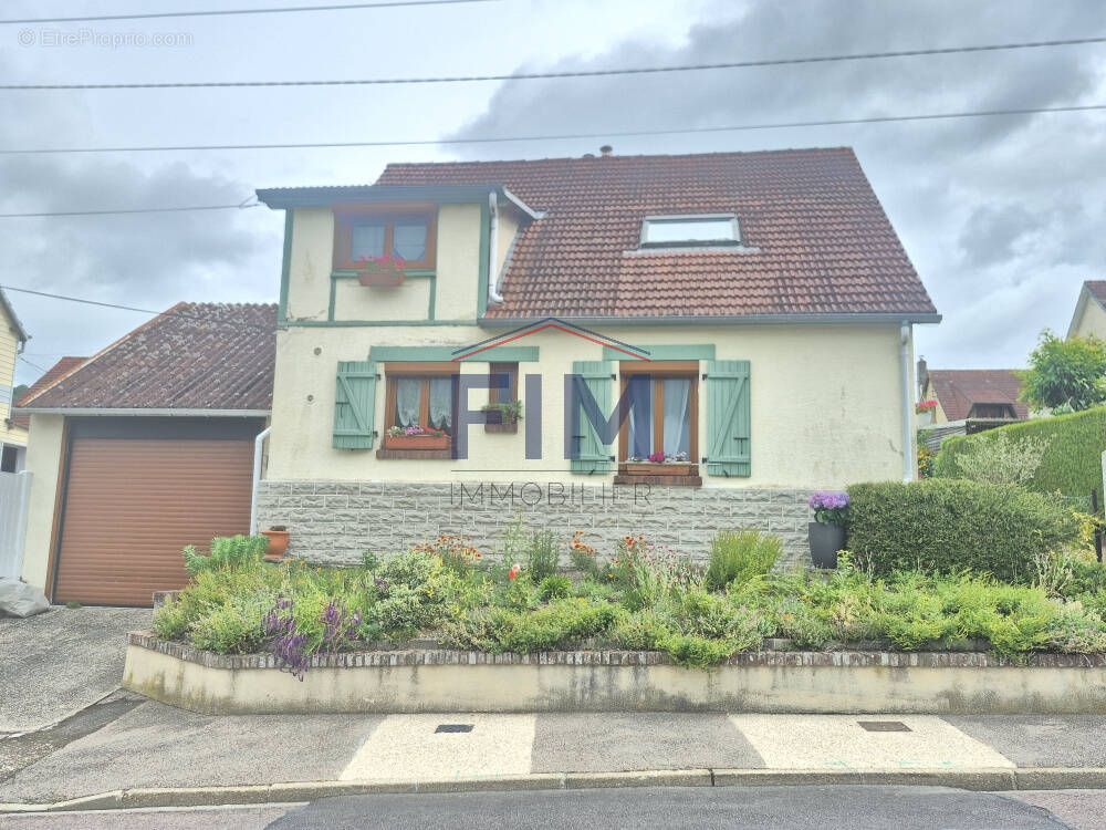 Maison à NEUFCHATEL-EN-BRAY
