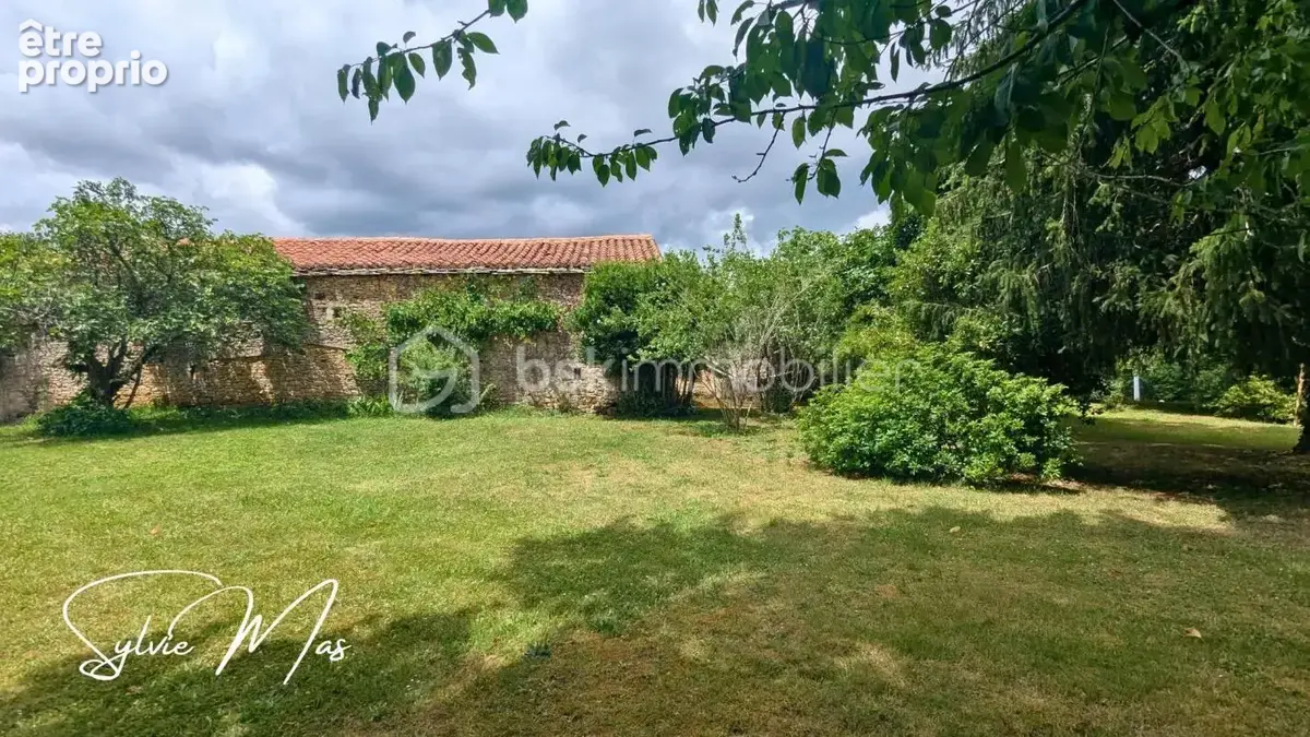 Ensemble de caractère avec grange et ancien four à pain - photo 7