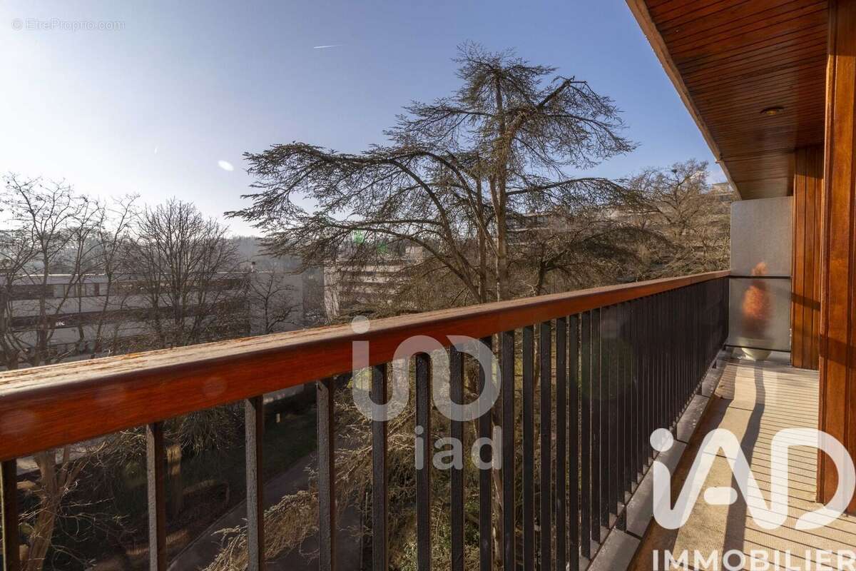 Photo 4 - Appartement à LA CELLE-SAINT-CLOUD