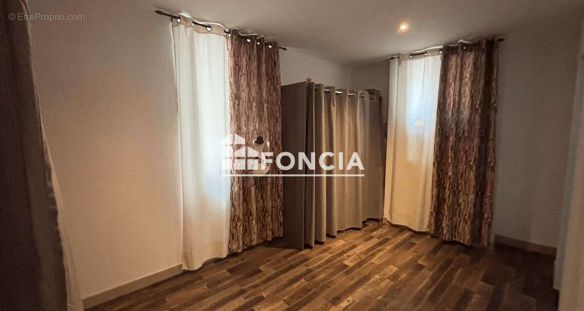 Appartement à HYERES