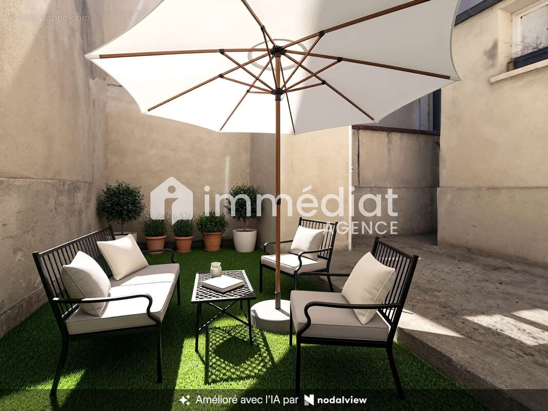 Deux pièces, terrasse 25m2, centre-ville - photo 5