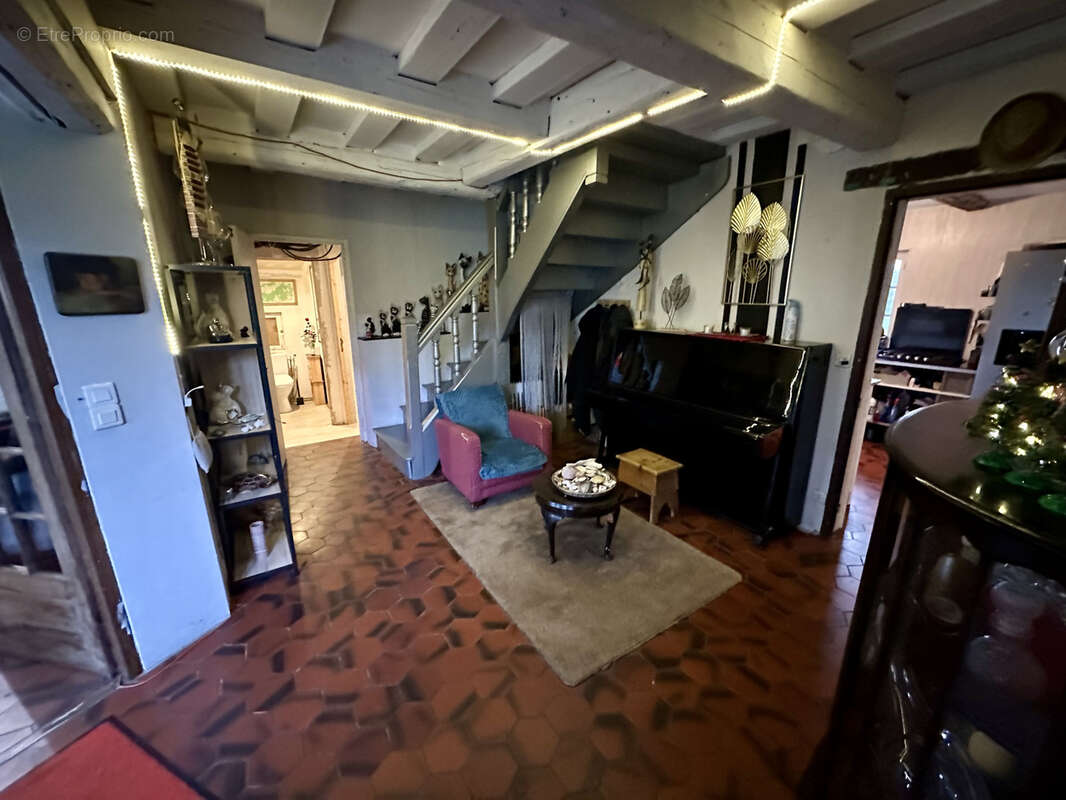 Maison à FREULLEVILLE