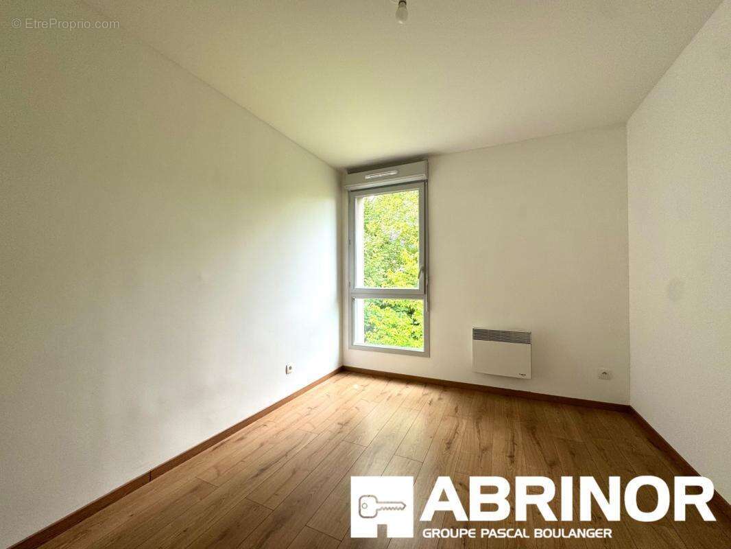 Appartement T3 récent avec balcon et parking – Résidence de standing - photo 5