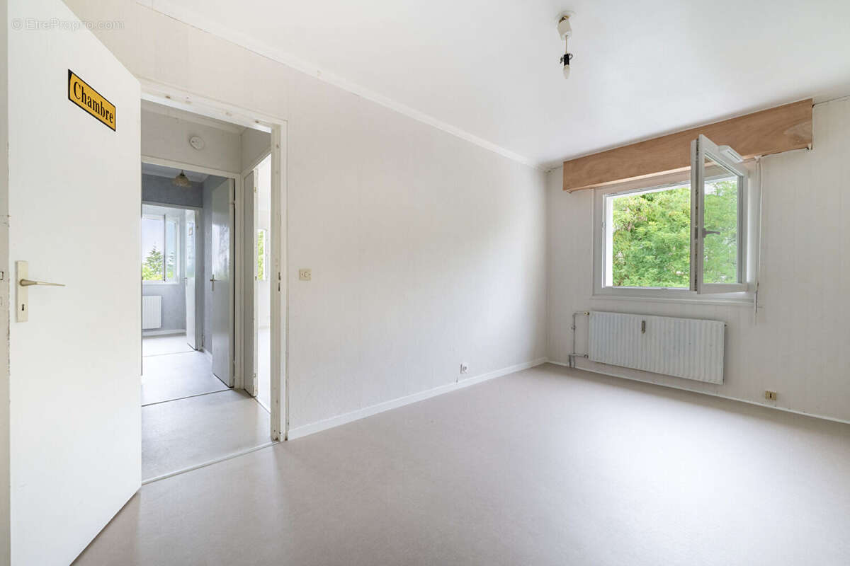 Appartement Cergy 2 pièces 53.9 m2 (Ravalement + isolation récente) - photo 9