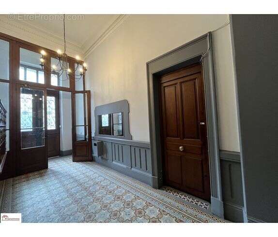 Commerce à GRENOBLE