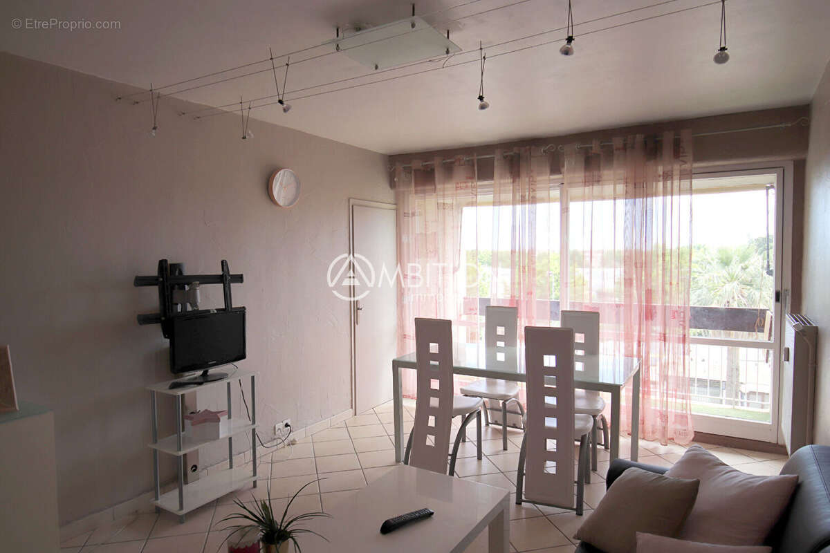 Appartement à FREJUS