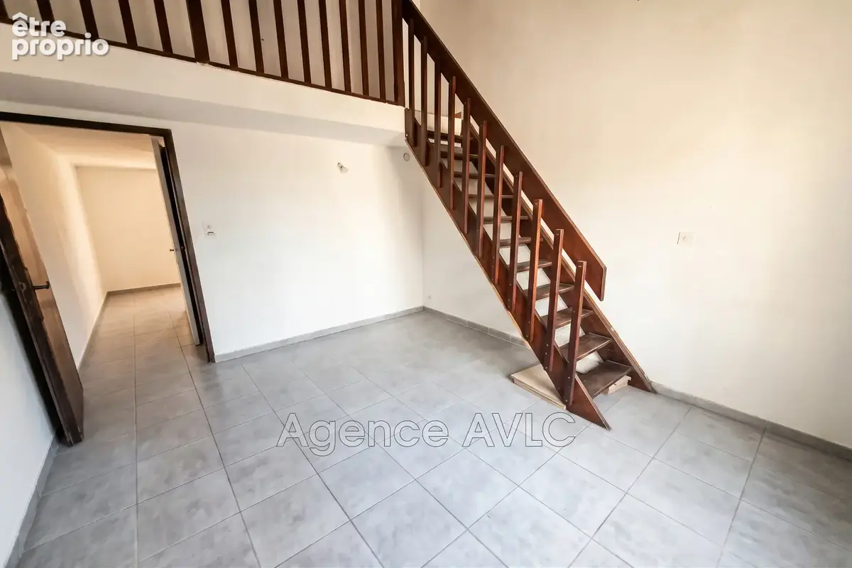 Appartement 2 pièces 33 m² à vendre à Saintes-Maries-De-La-Mer (13460) - photo 1