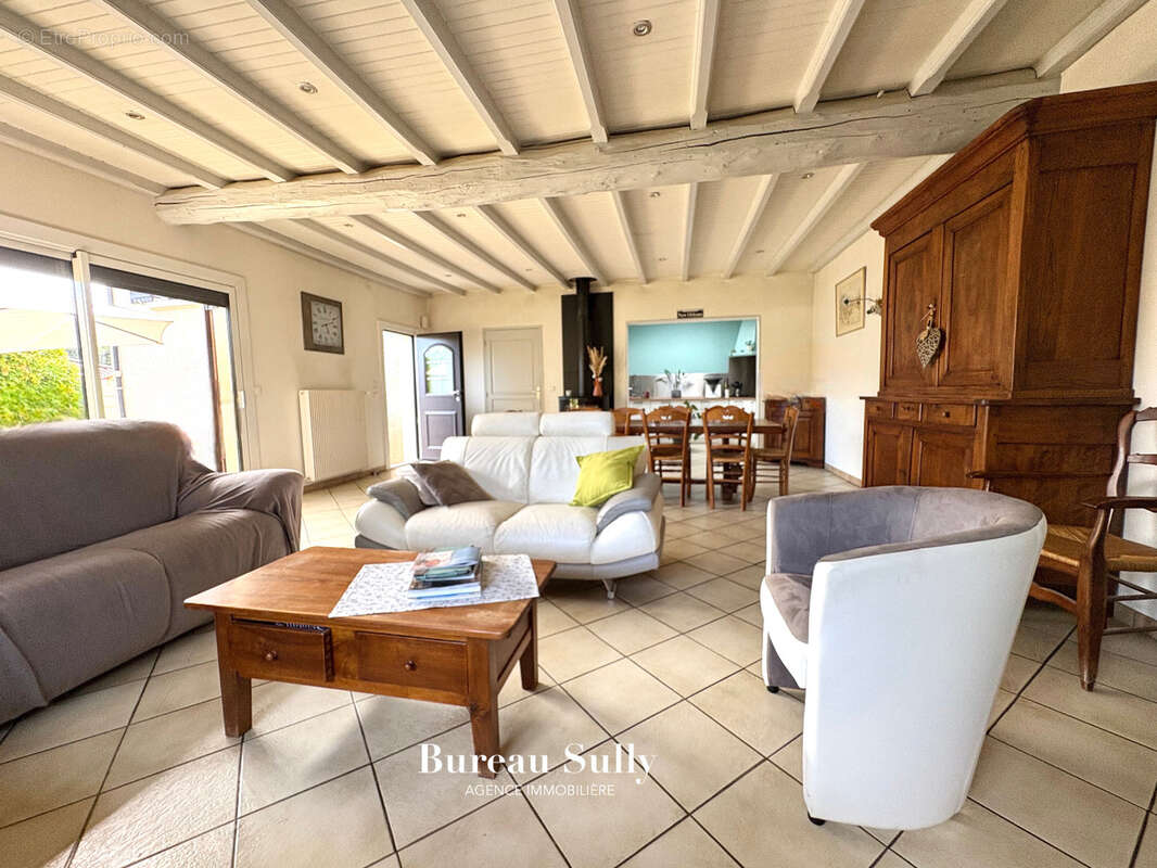 Maison à VILLARS-LES-DOMBES