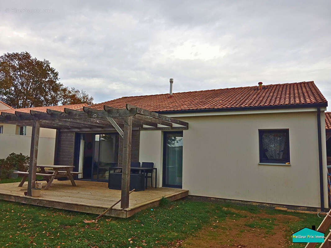 Maison à LA LIMOUZINIERE