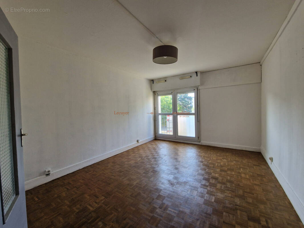 séjour - Appartement à REZE