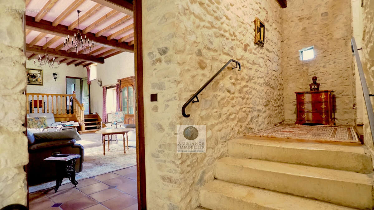 Maison à CLIOUSCLAT