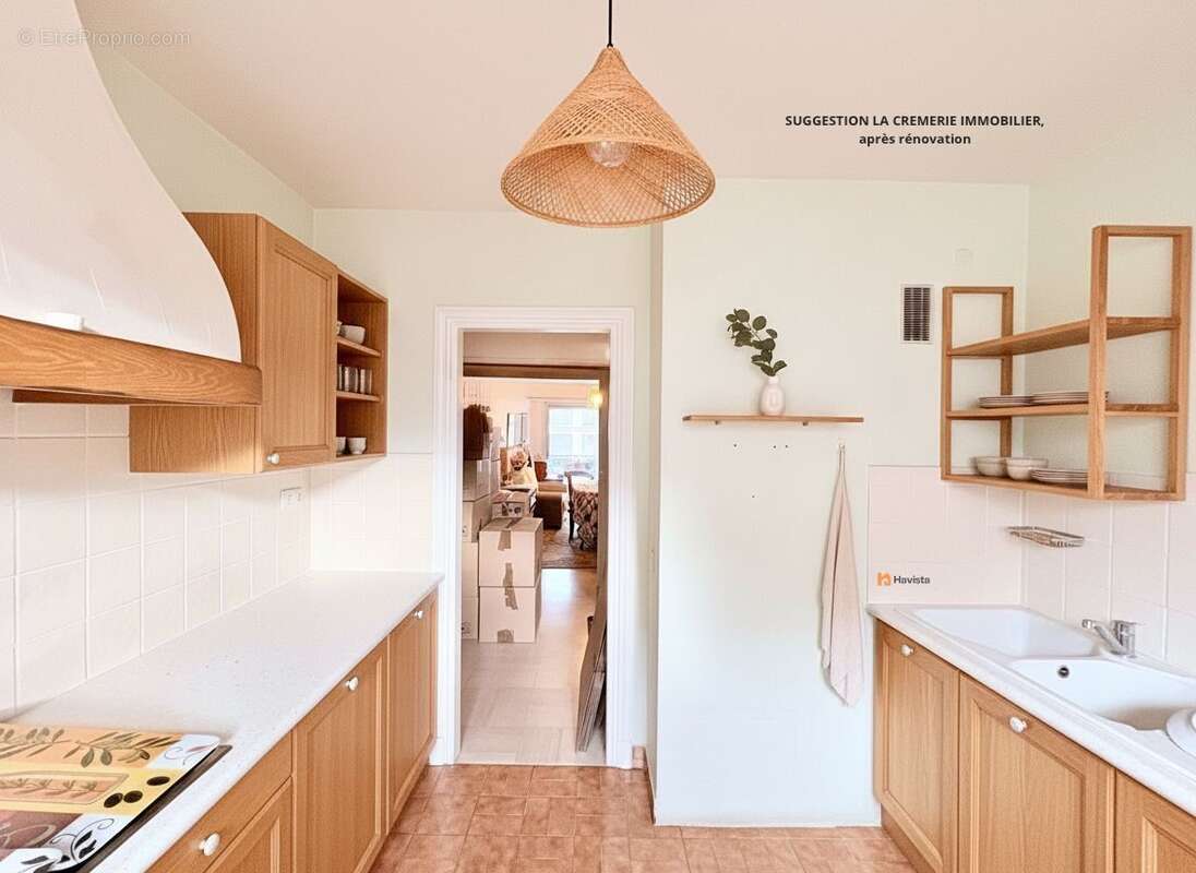 Cuisine modernisée par l&#039;IA - Appartement à SAINTE-MAXIME