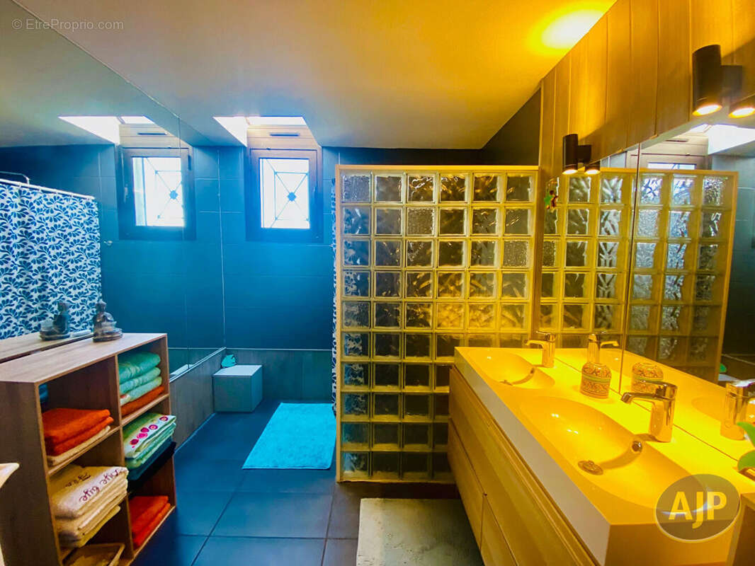 Maison à LESPARRE-MEDOC