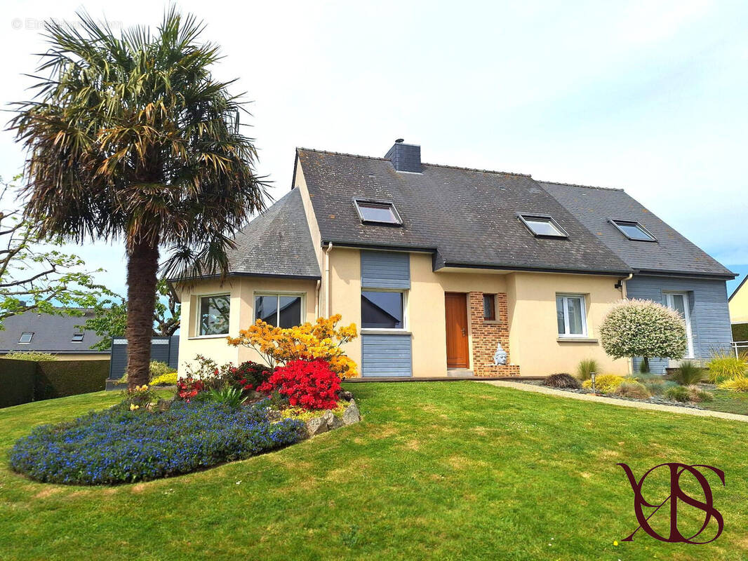 Maison à SENS-DE-BRETAGNE