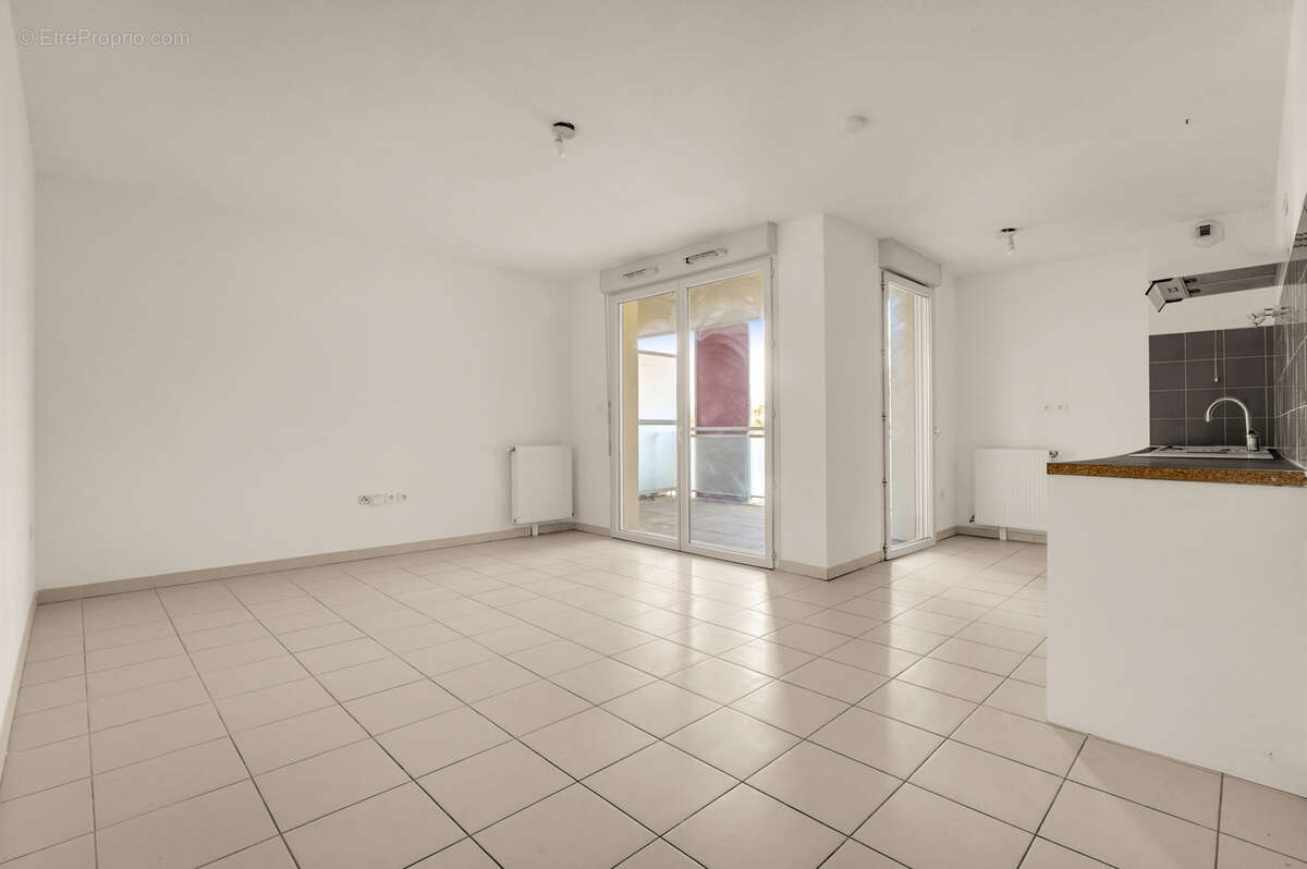 Nouveauté ! Appartement T3 de 60,07 m2 au 1er étage   Secteur Grand Selve. - photo 3