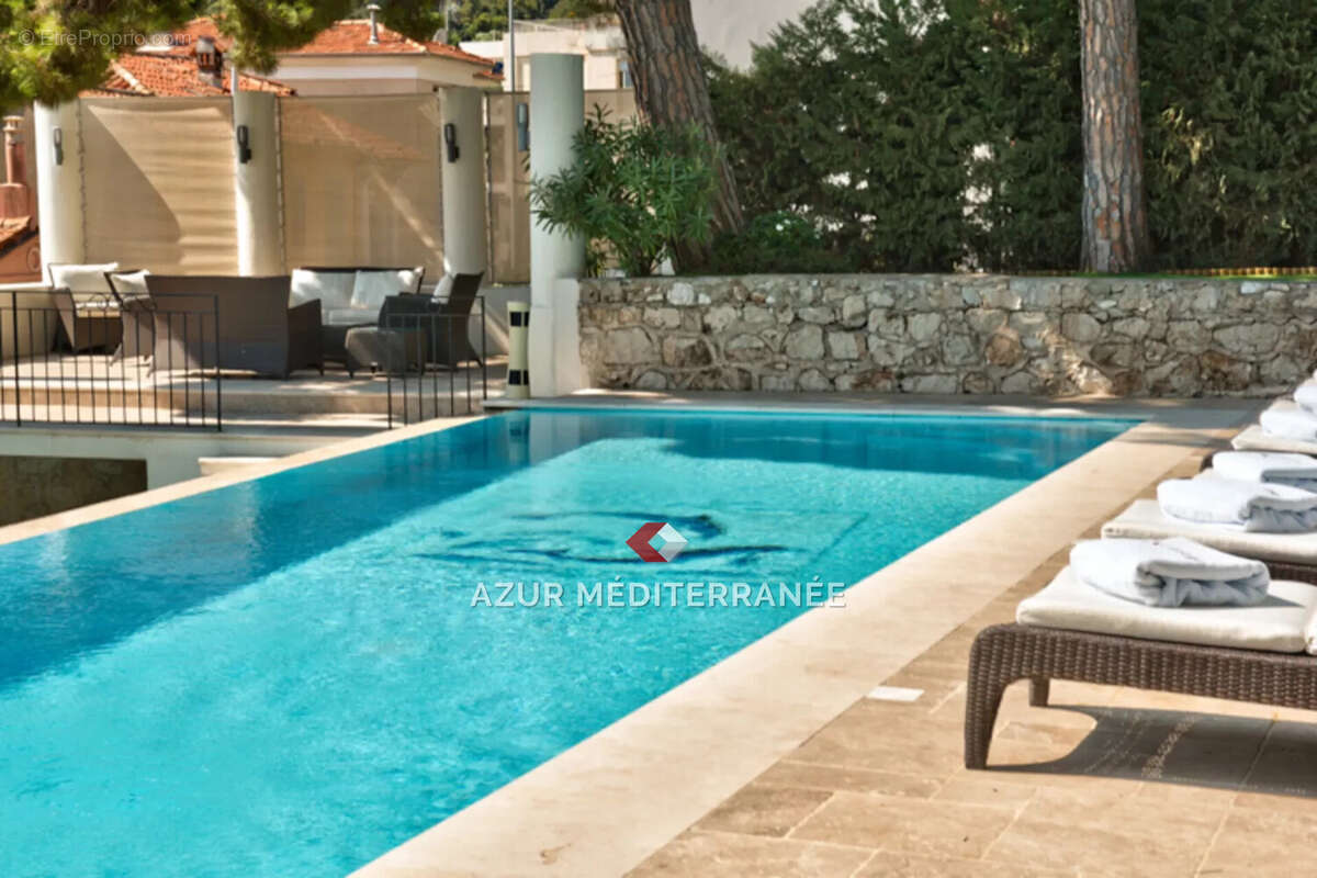 Maison 298 m² à Villefranche-Sur-Mer  - photo 4