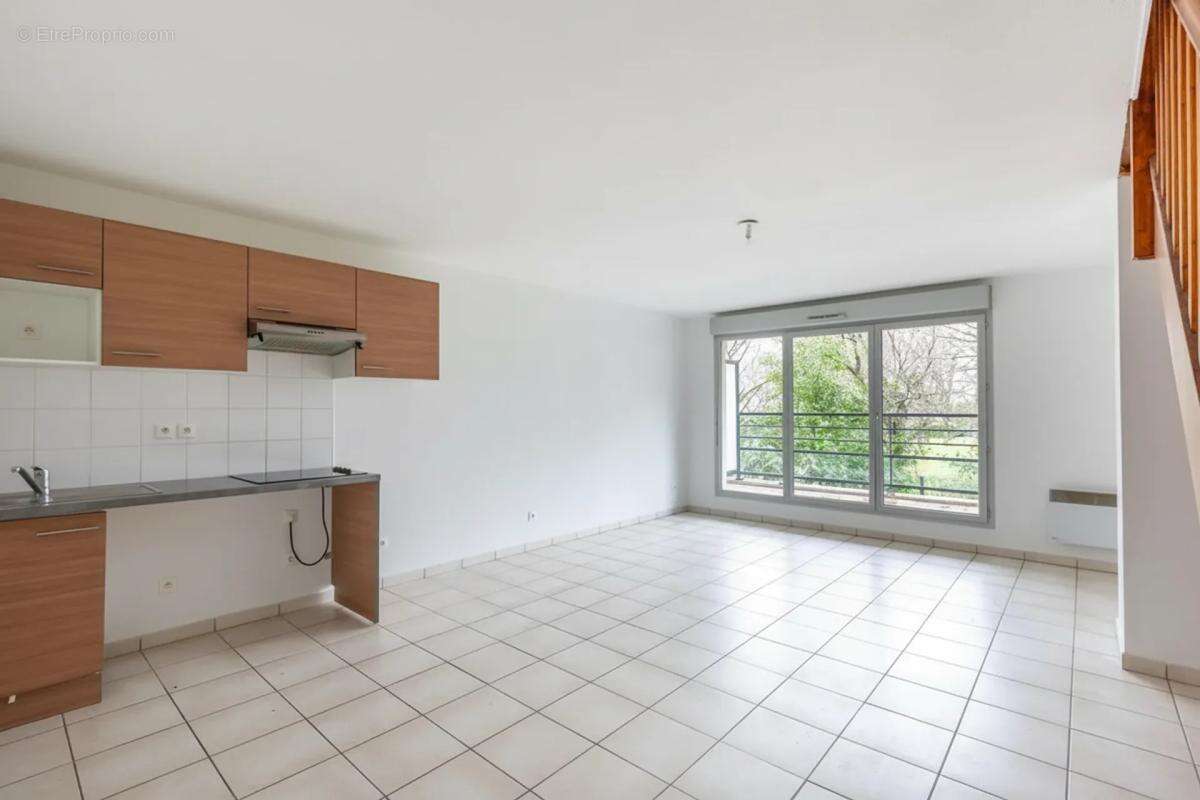 Appartement à LYON-8E