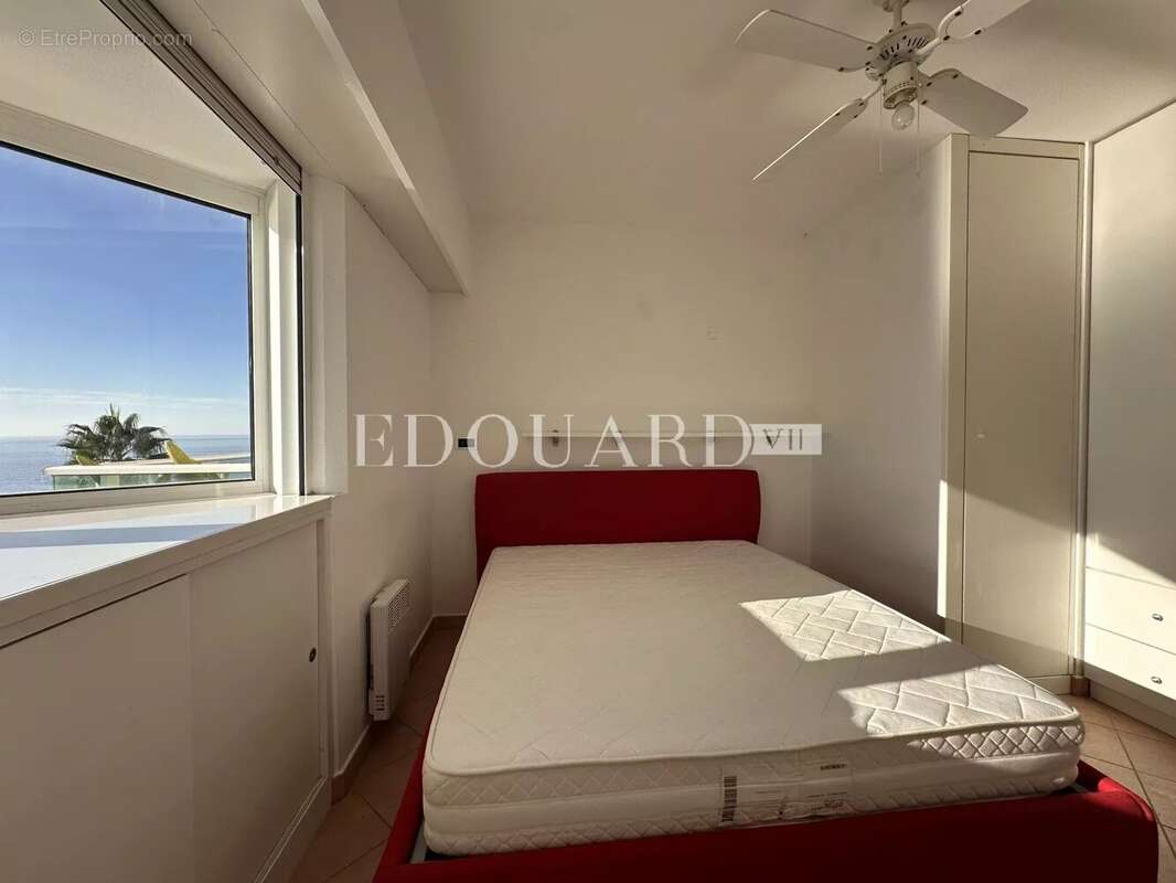 Appartement à ROQUEBRUNE-CAP-MARTIN