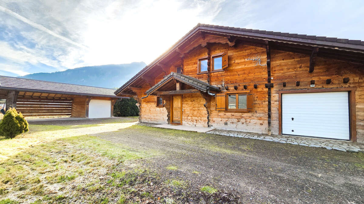 Maison à SCIONZIER
