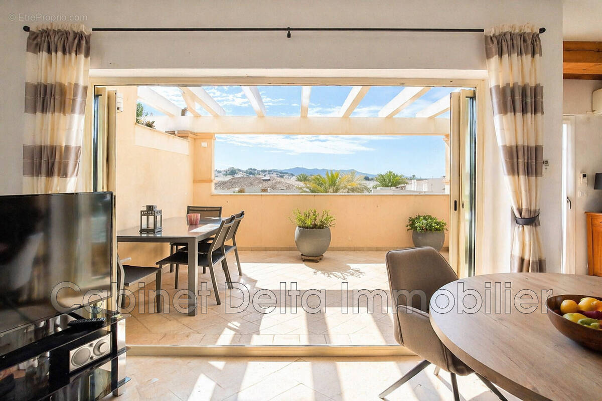 Appartement à SANARY-SUR-MER