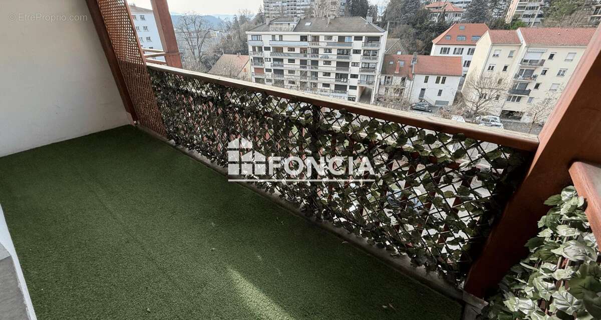 Appartement à SAINT-JULIEN-EN-GENEVOIS