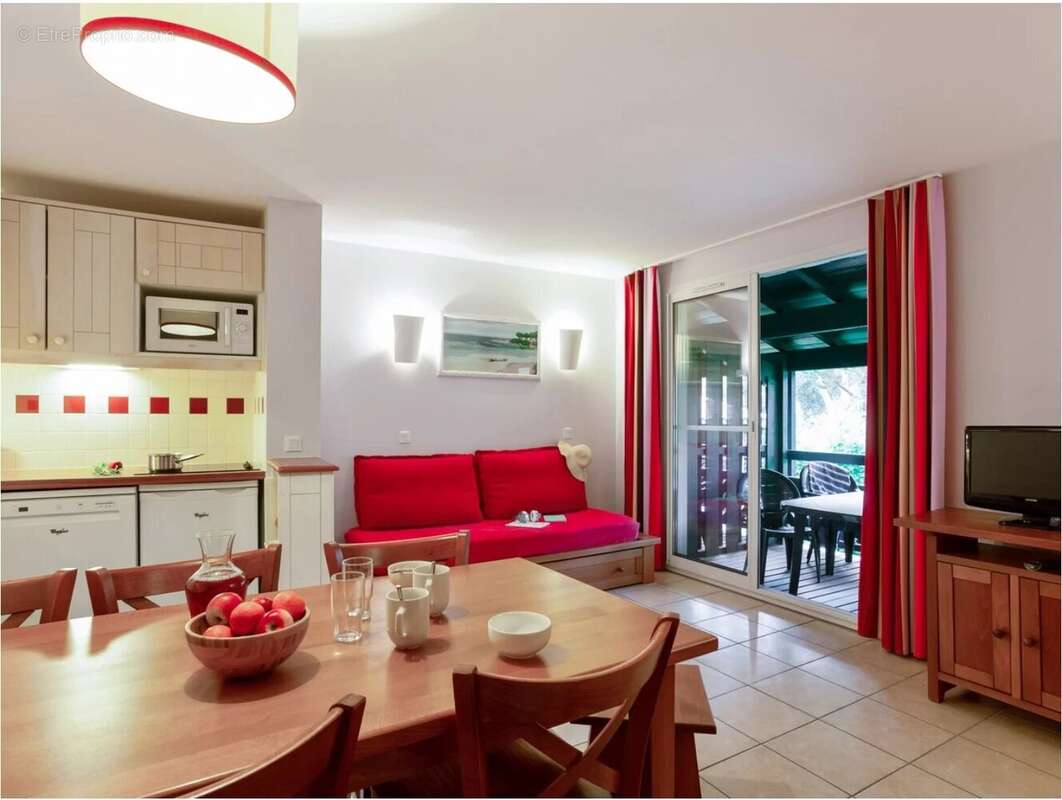 Appartement à MOLIETS-ET-MAA