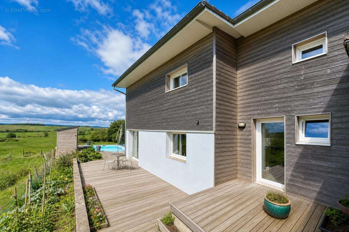 Maison de 8 pièces de 200 m² située à Châteney - photo 34