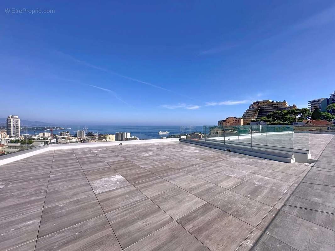 Appartement à BEAUSOLEIL