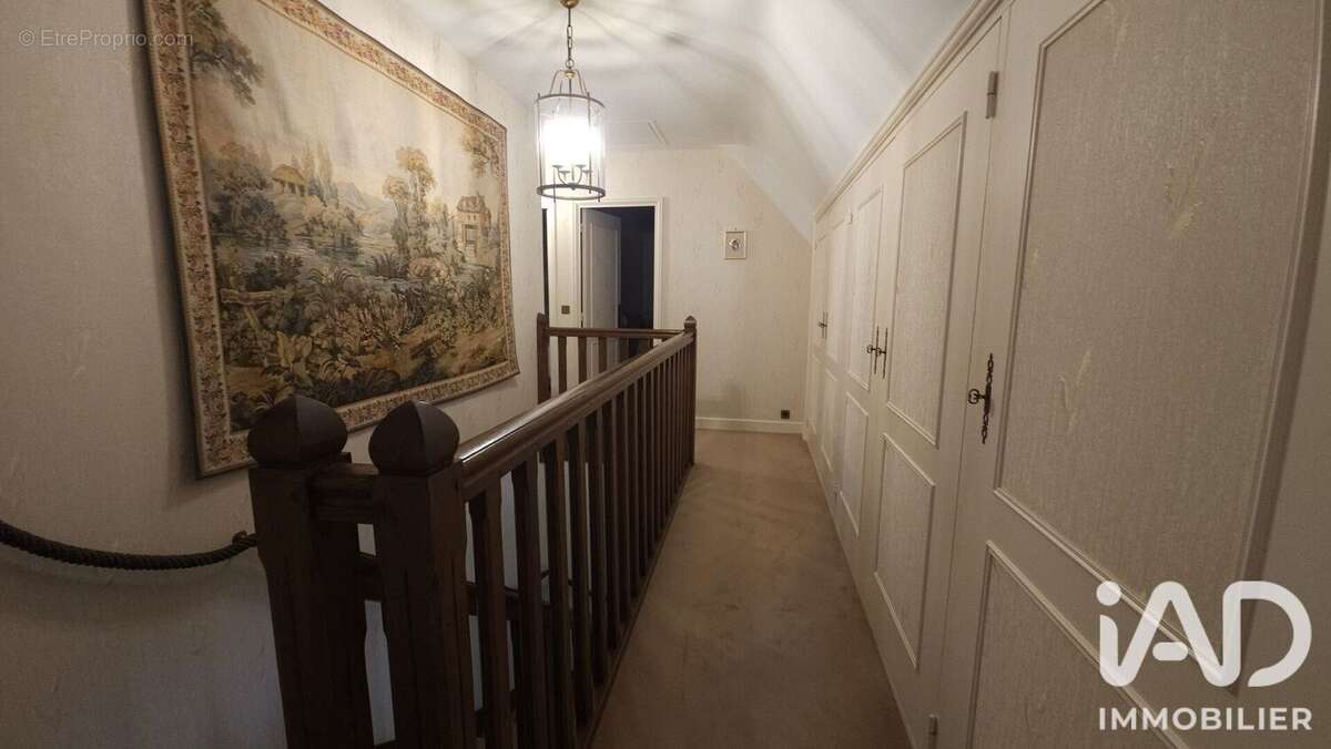 Photo 8 - Maison à LAMORLAYE