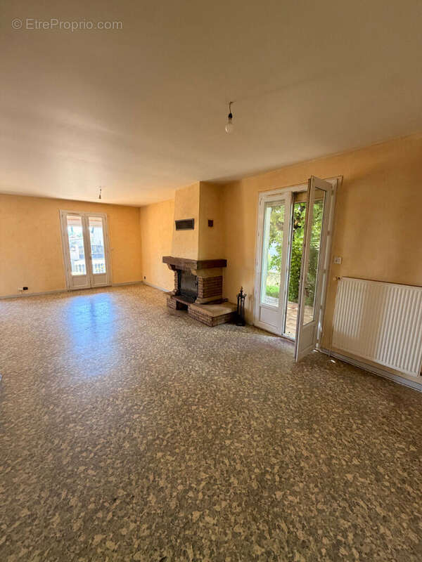 Maison à VAULX-EN-VELIN