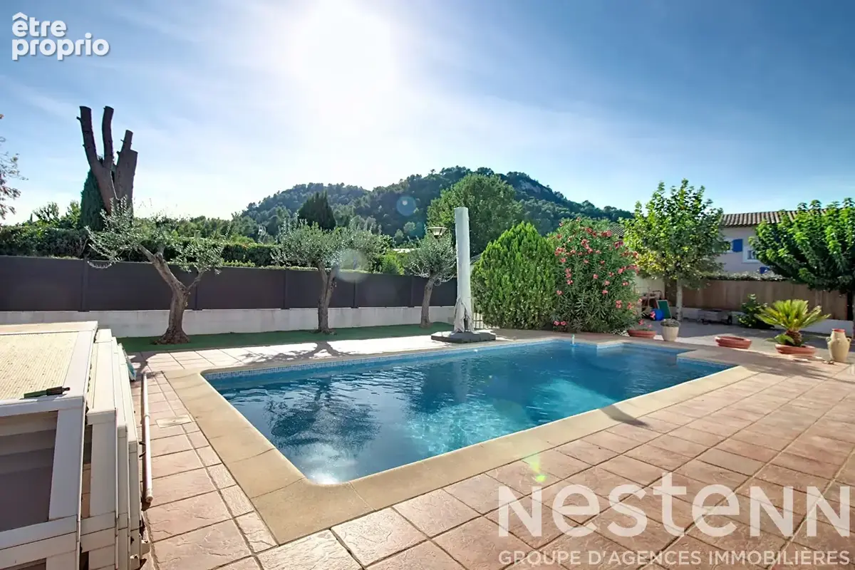 A VENDRE - Maison 70 m² , 2 chambres, piscine , garage , grand terrain idéal camping  car . - photo 3