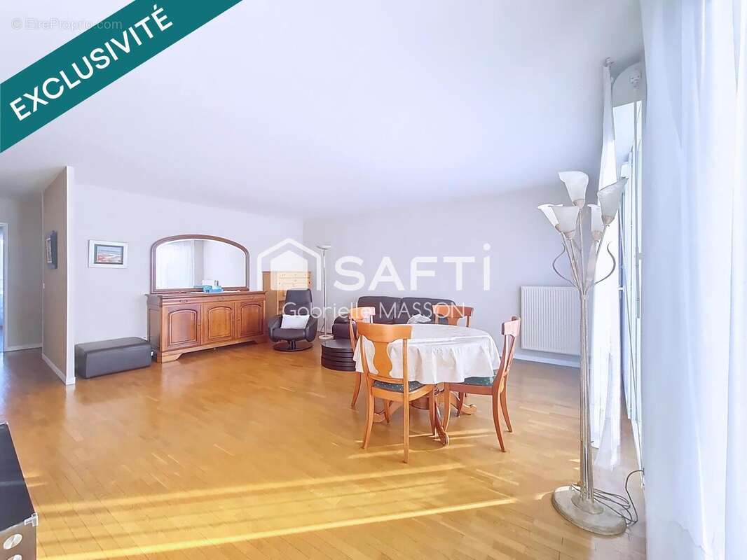 Photo 3 - Appartement à LE KREMLIN-BICETRE