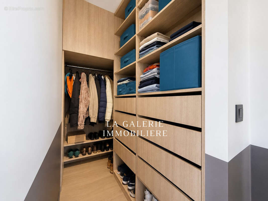Appartement à PUTEAUX