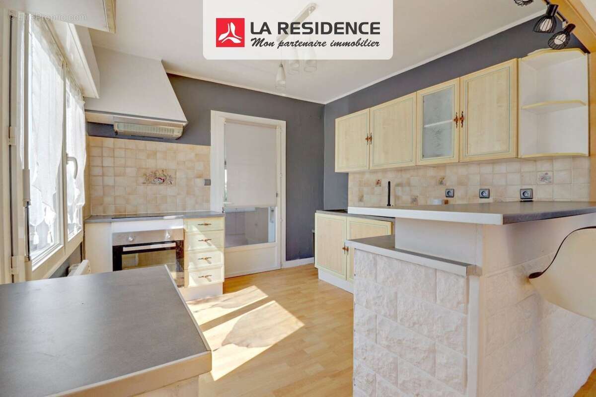Maison 125 m² à Villebarou  - photo 6