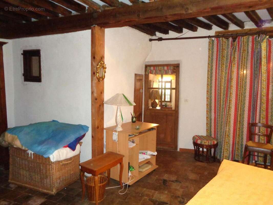   - Maison à LA MOTTE