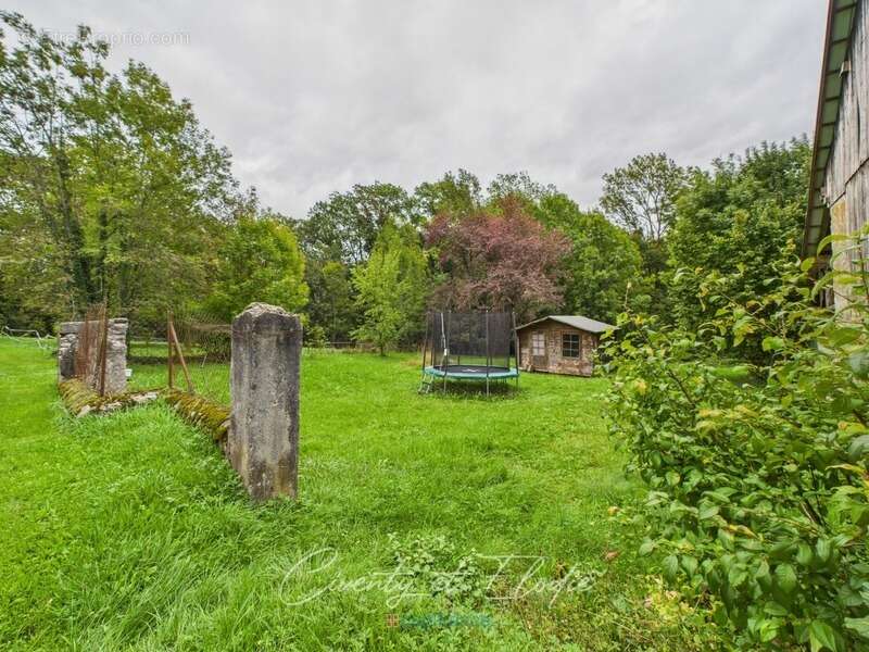 Terrain à SAINT-VITAL