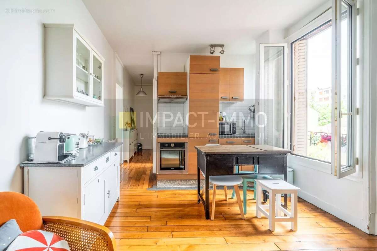 Appartement à SURESNES