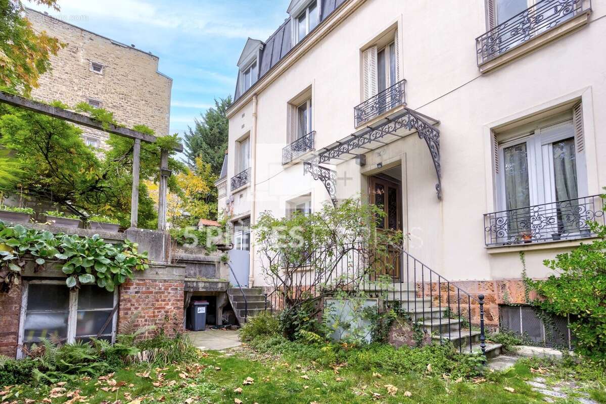 Appartement à ASNIERES-SUR-SEINE