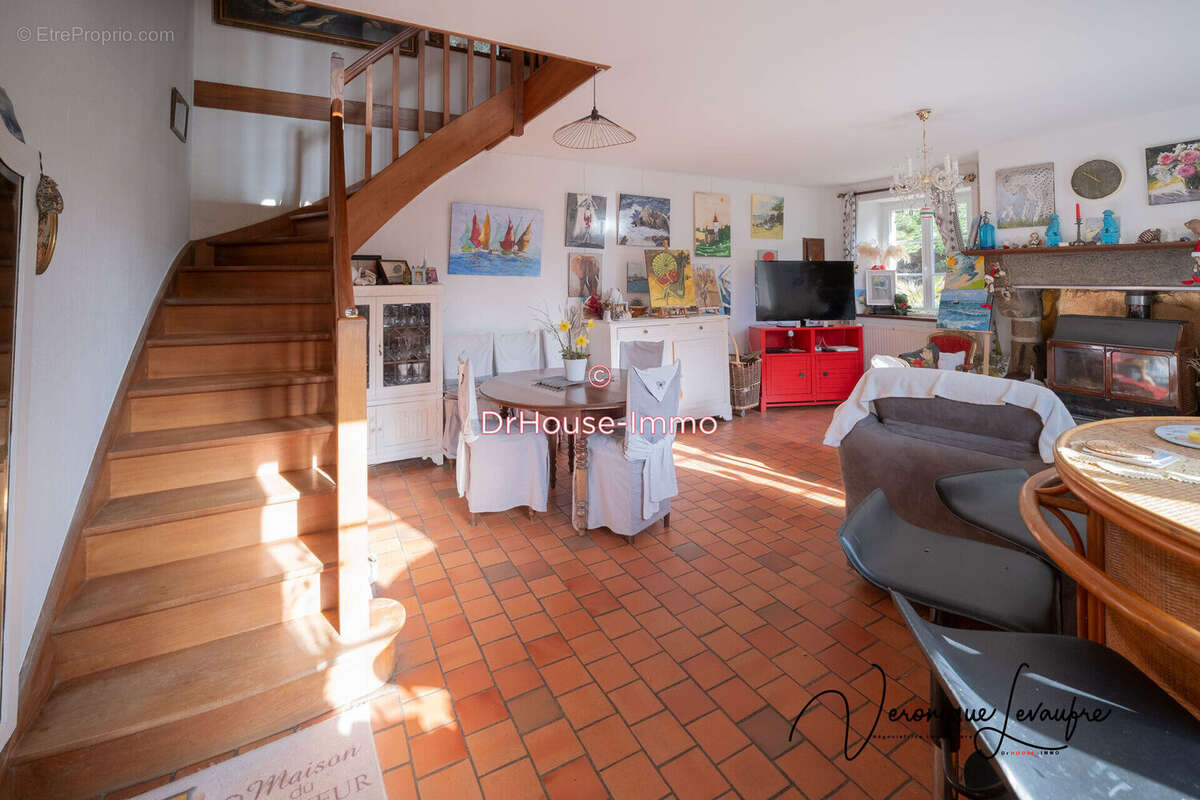 Maison à AGON-COUTAINVILLE